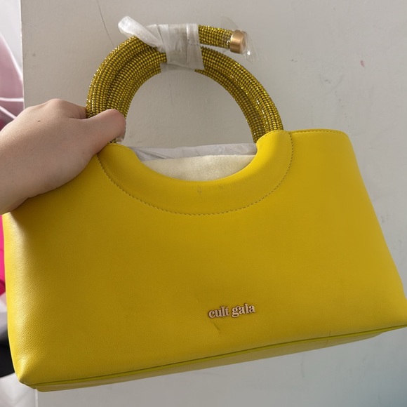 NWT Cult Gaia Nika Crystal Embellished Top Handle Bag In Yellow Leather - Picture 13 of 15
